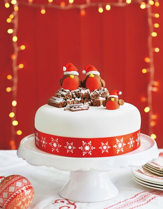 11 Photos of Beautiful Iced Christmas Cakes Easy