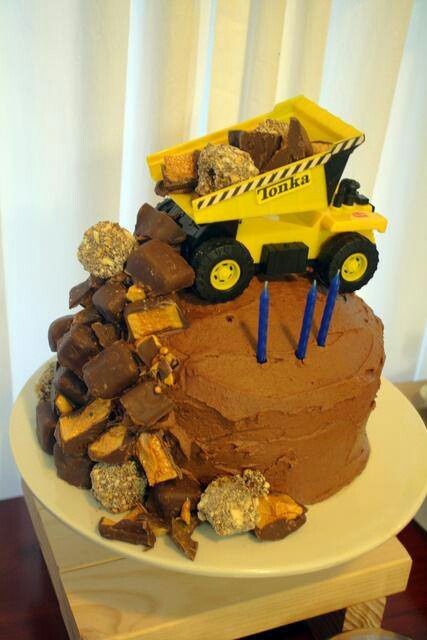 Construction Dump Truck Birthday Cake