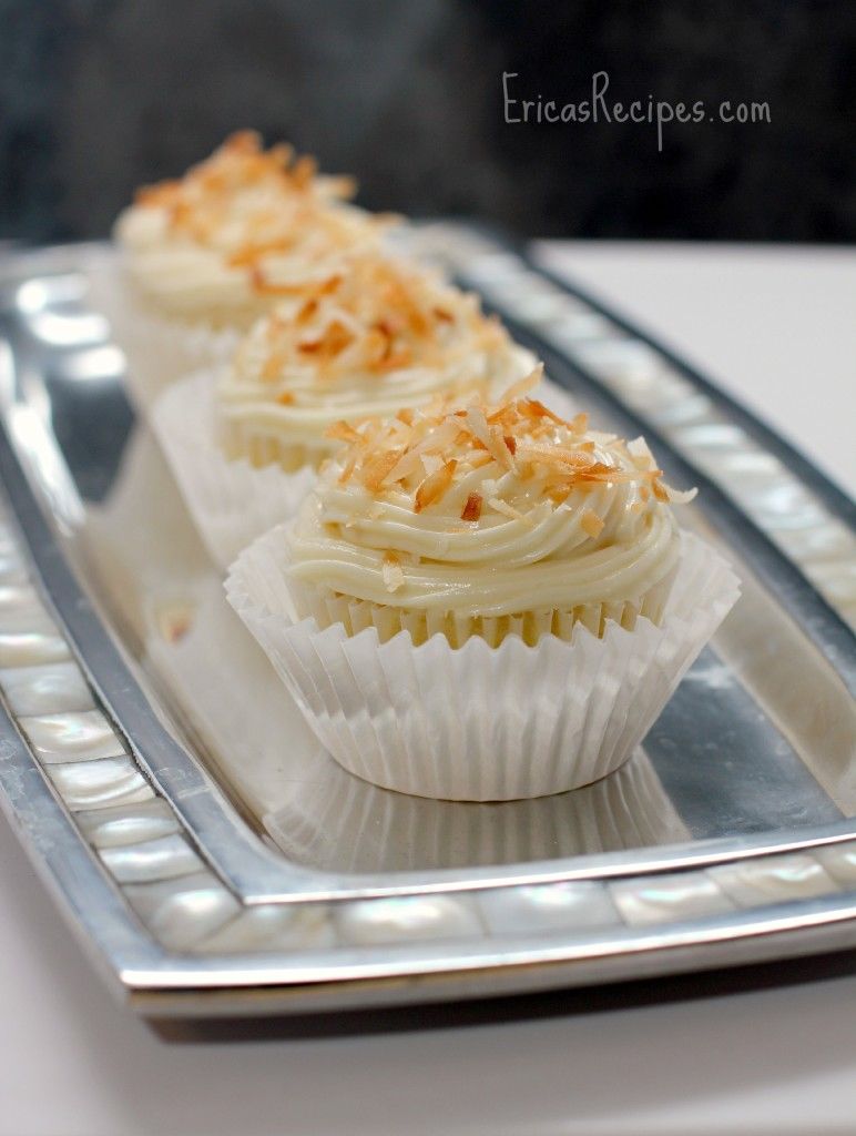 Cream Cheese Pineapple Coconut Cupcakes