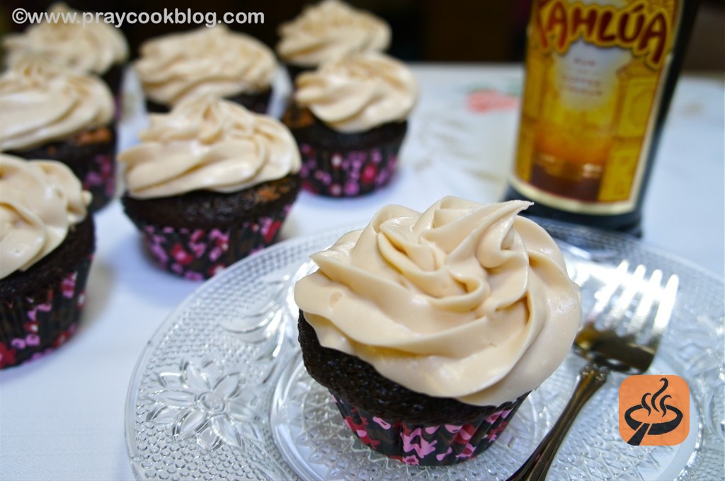 Cupcake with Chocolate Mousse Frosting