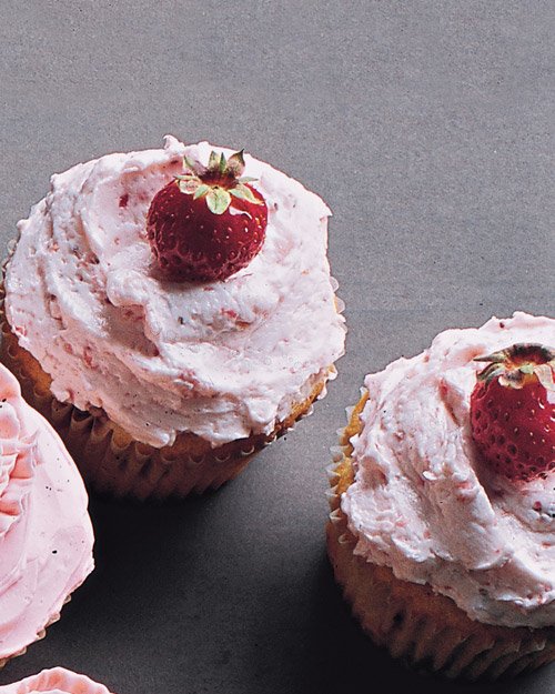 Cupcakes with Strawberry Buttercream Recipe