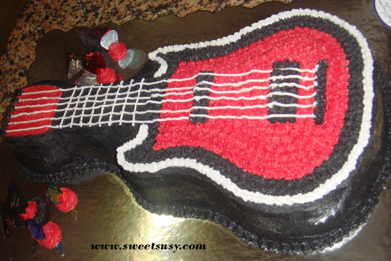 Electric Guitar Cake