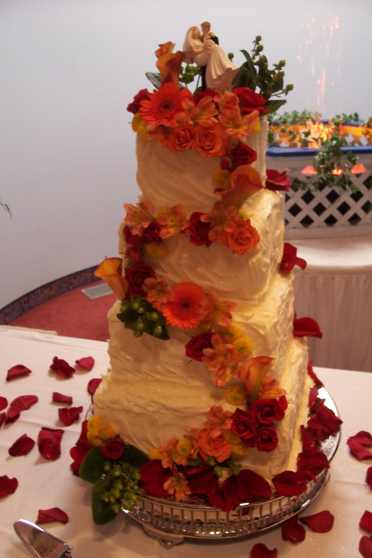 12 Square Wedding Cakes With Cascading Fall Flowers Photo
