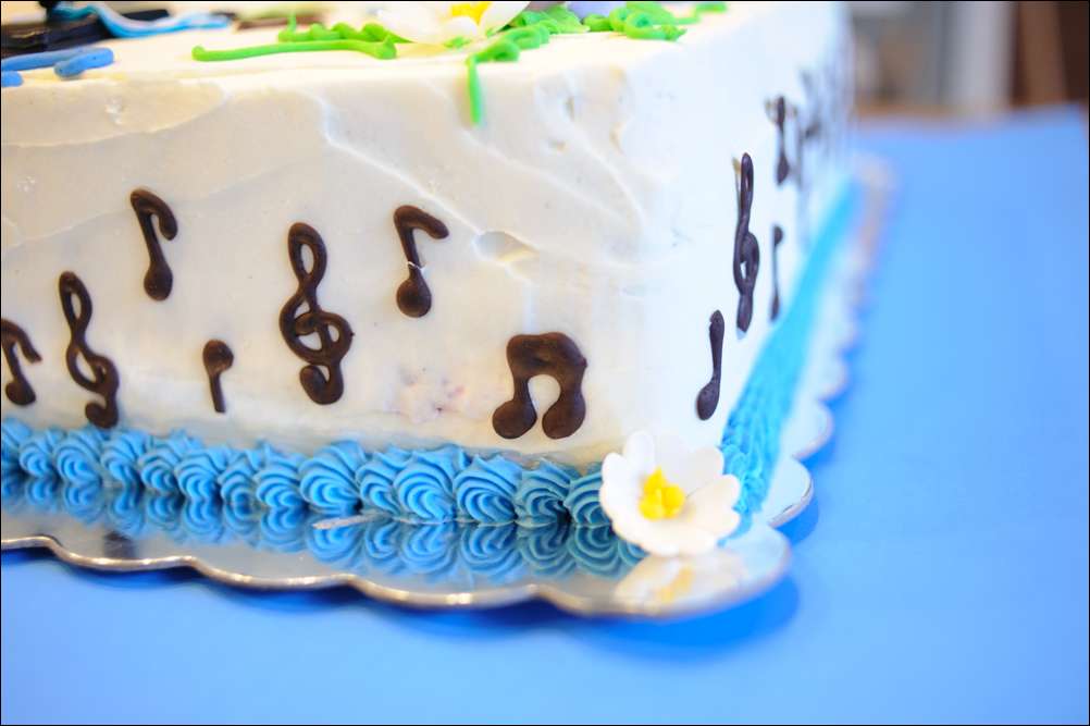 Musical Graduation Cake