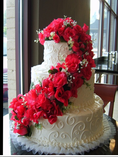 Oakmont Bakery Wedding Cake