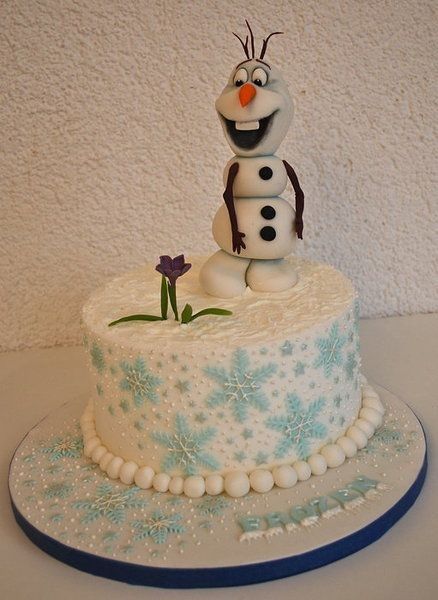 Olaf Frozen Cake