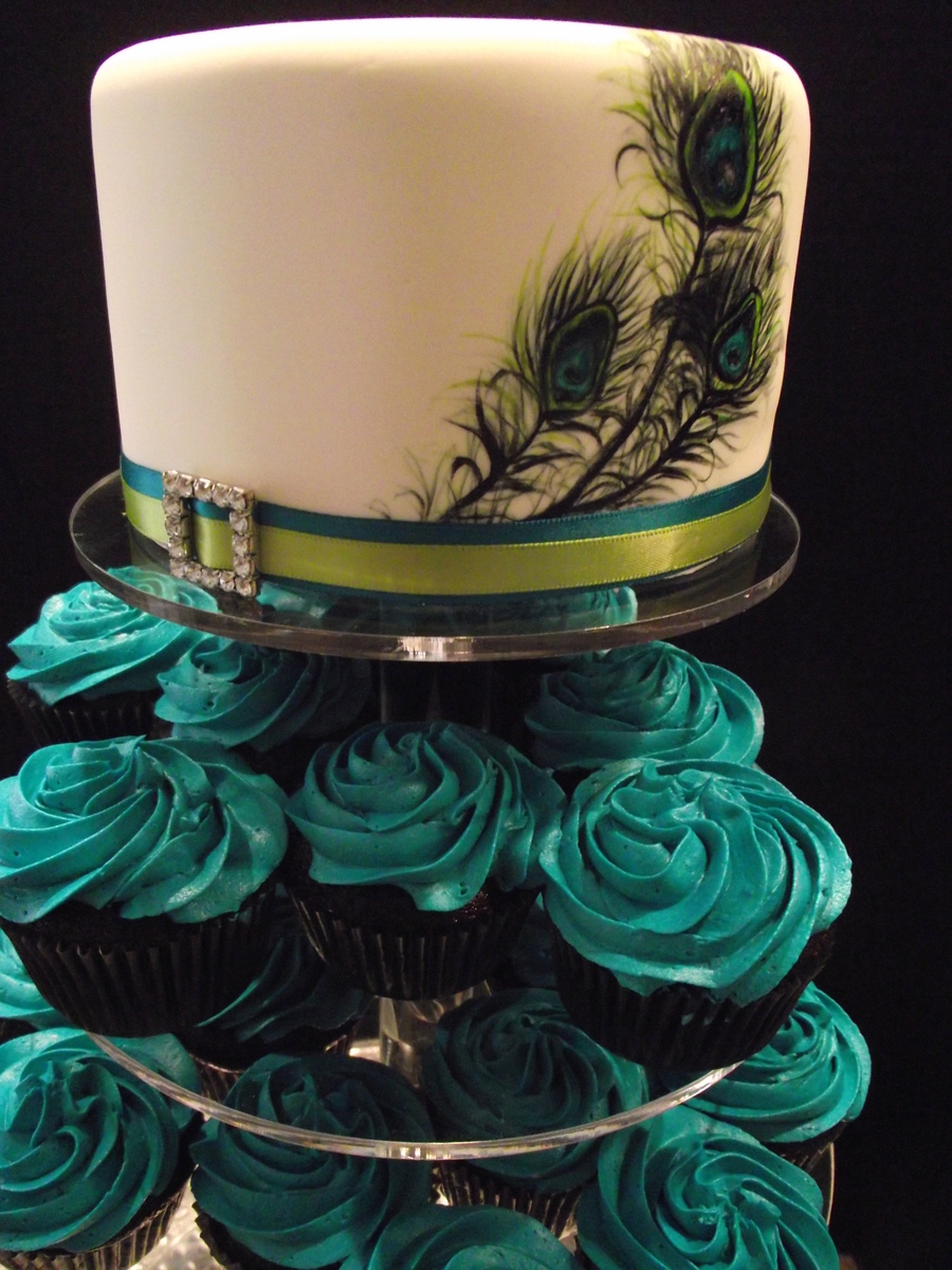 Peacock Wedding Cake and Cupcakes