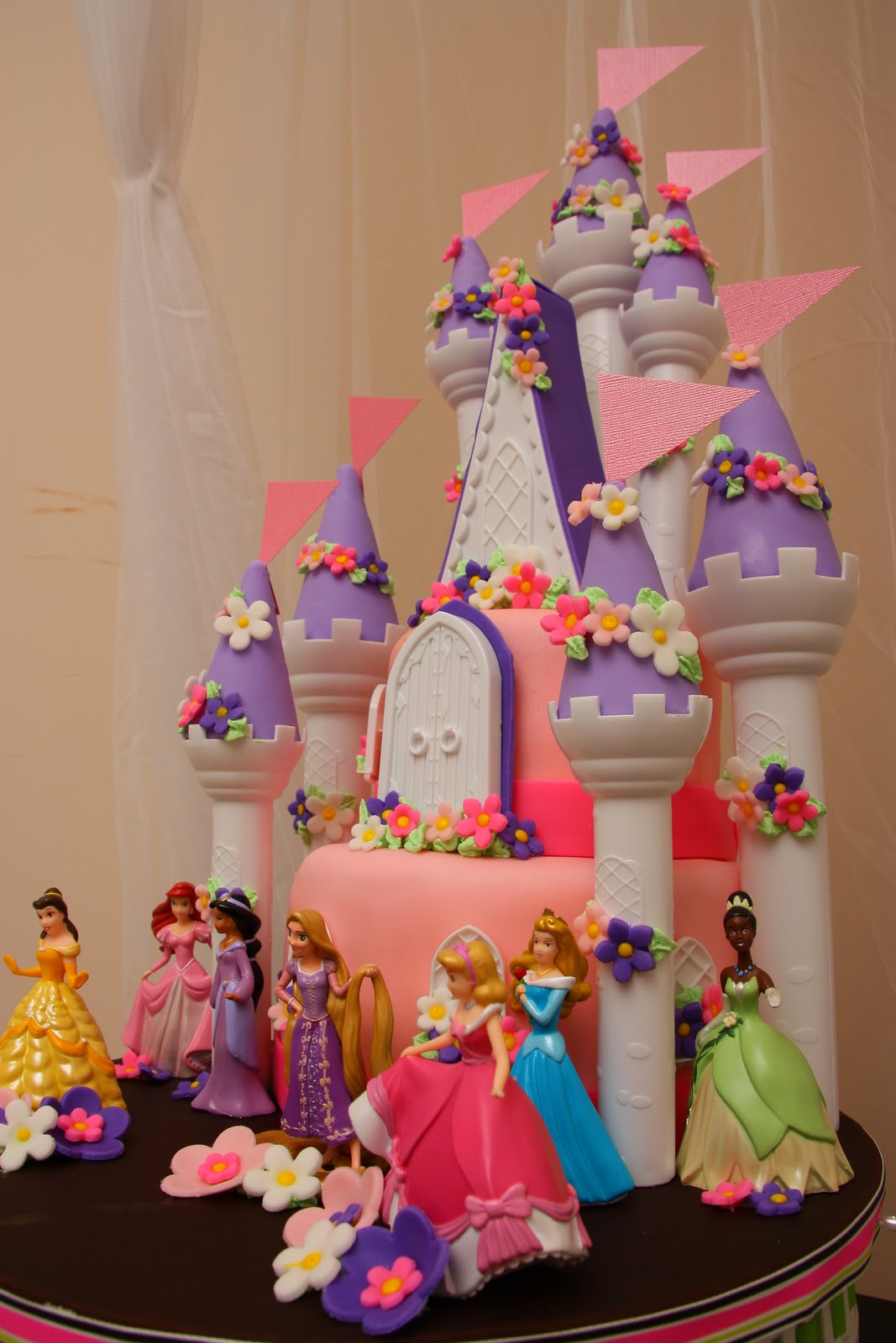 Castle Birthday Cakes