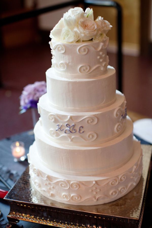 Elegant Buttercream Wedding Cake