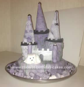 Haunted Halloween Castle Cake