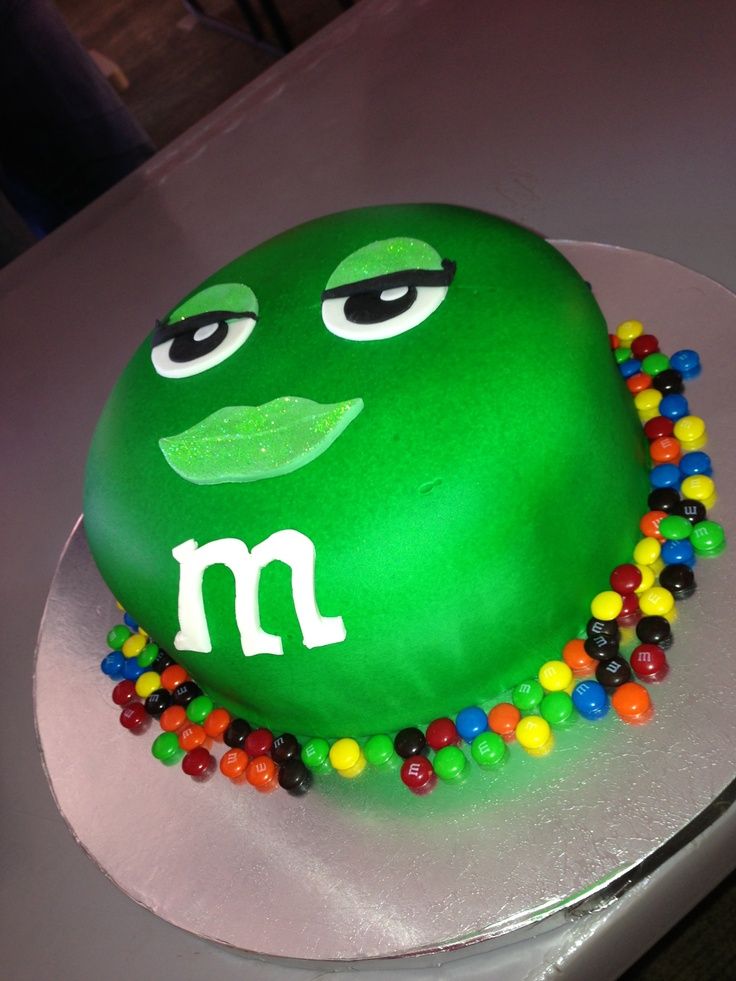 M and M Cake Designs