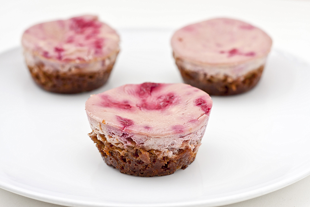 Mini Raspberry Cheesecakes