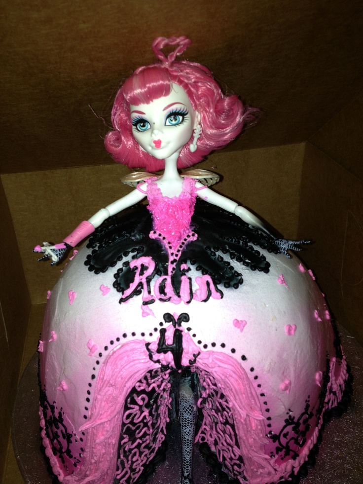 13 Photos of Monster High Doll Cakes