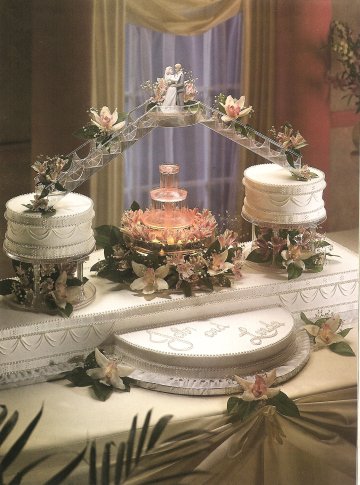 Wedding Cakes with Fountains