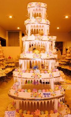 Wedding Cakes with Fountains