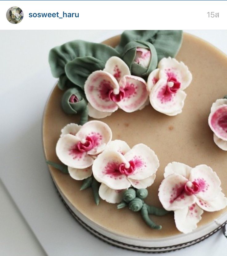 3D Buttercream Flower Cake