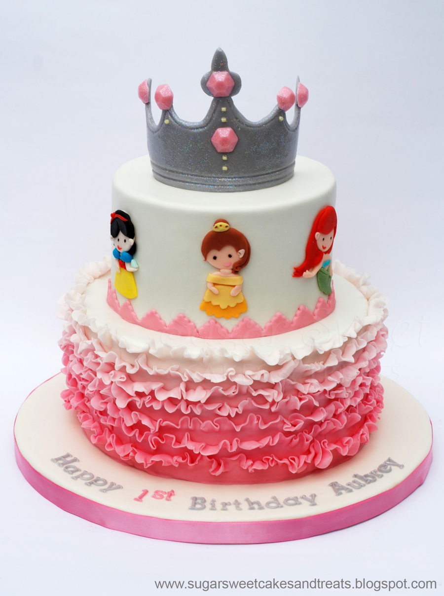 6 Photos of Princess Cakes With Ruffles