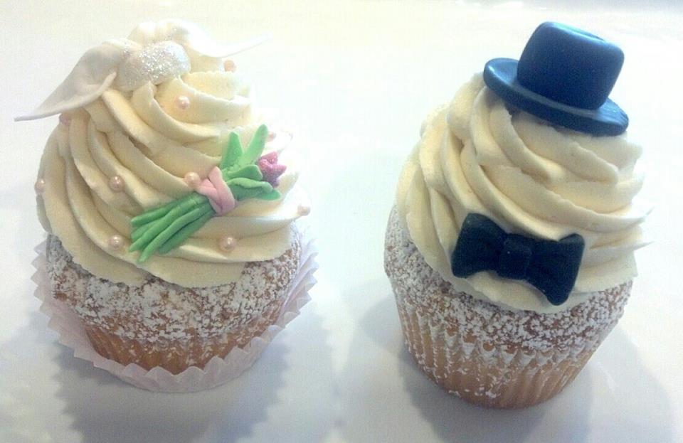 Bride and Groom Cupcakes