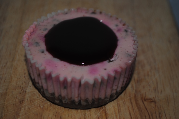 Cherry Cheesecake Cupcakes