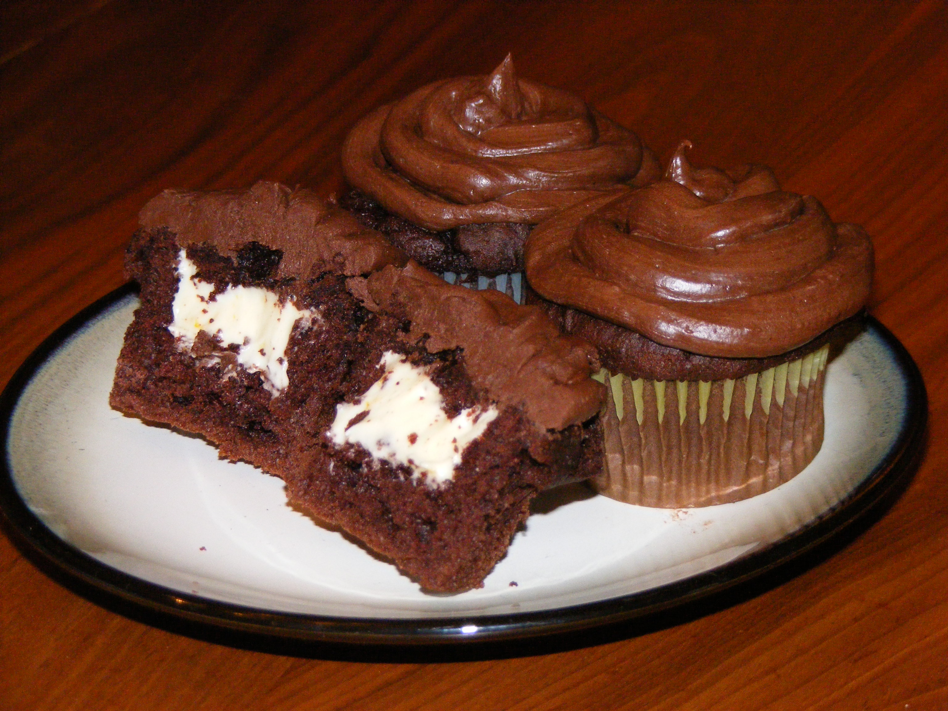 Chocolate Cupcakes with Whipped Cream Filling