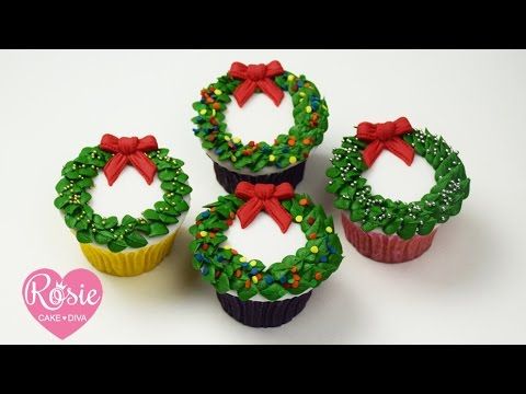 Christmas Cupcake Wreath