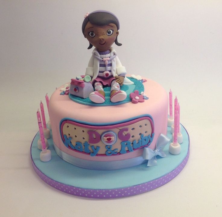 Doc McStuffins Cake