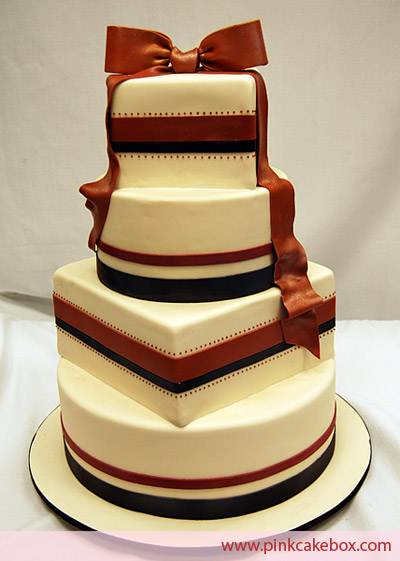 11 Photos of Fall Striped Cakes