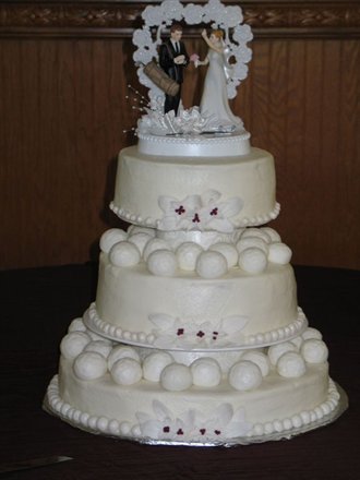 Golf Themed Wedding Cake