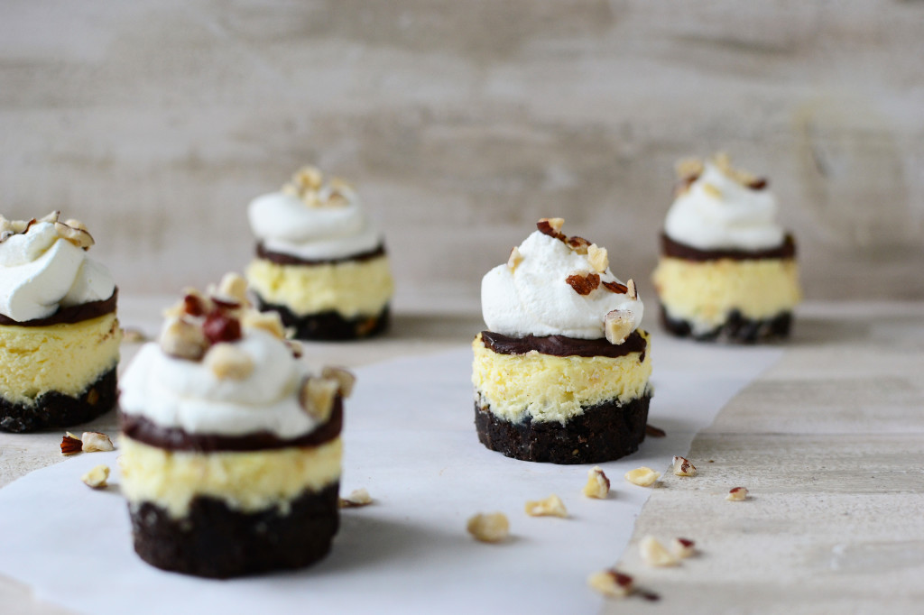 Mini Eggnog Cheesecakes