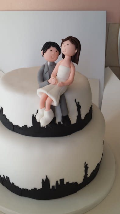 New York Theme Wedding Cake