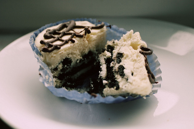 Oreo Cheesecake Cupcakes