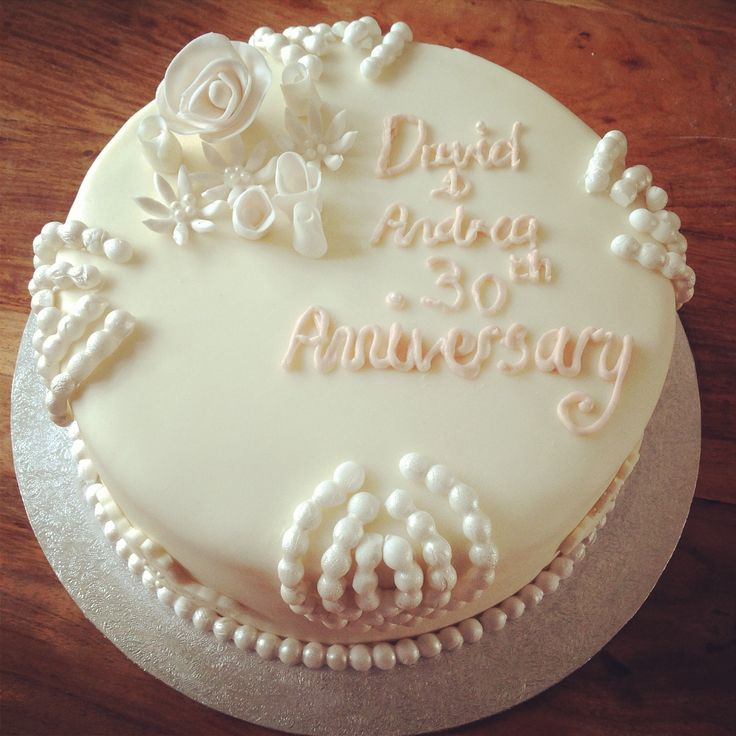 Pearl 30th Wedding Anniversary Cake