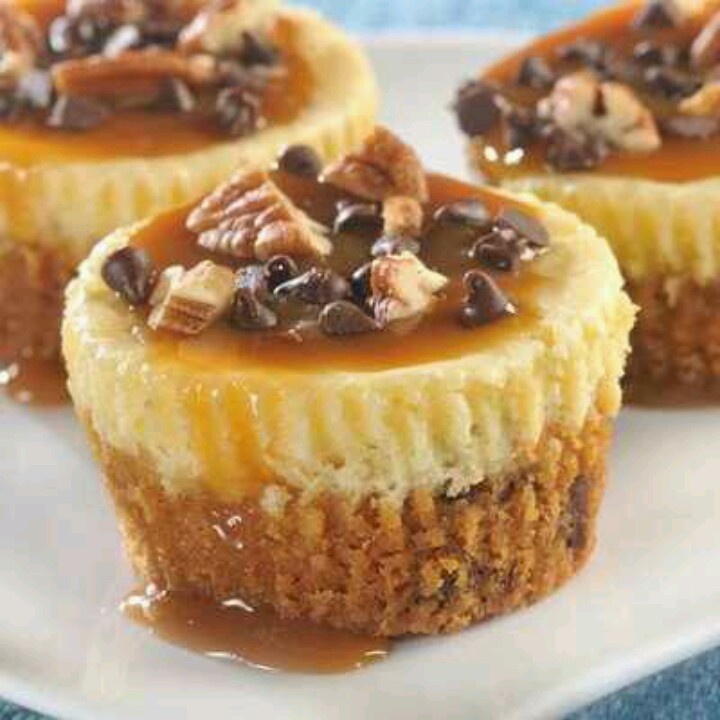 7 Photos of Mini Pecan Caramel Cheesecake Cupcakes