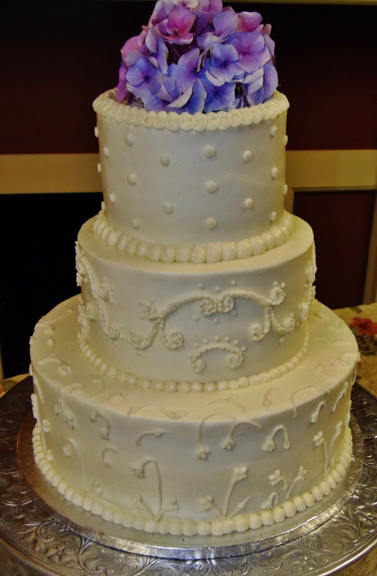 Round Buttercream Wedding Cakes