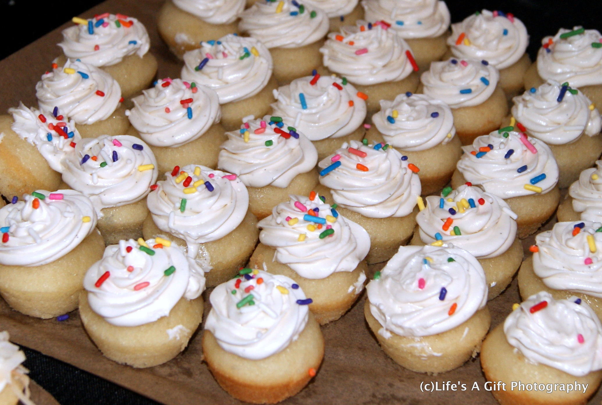 Safeway Bakery Cupcake Cakes