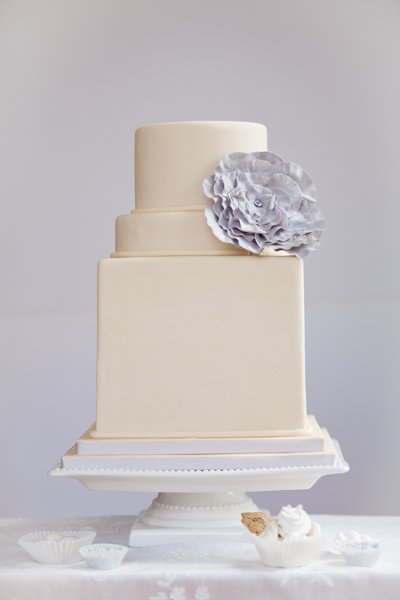 Simple Wedding Cake Square and Round