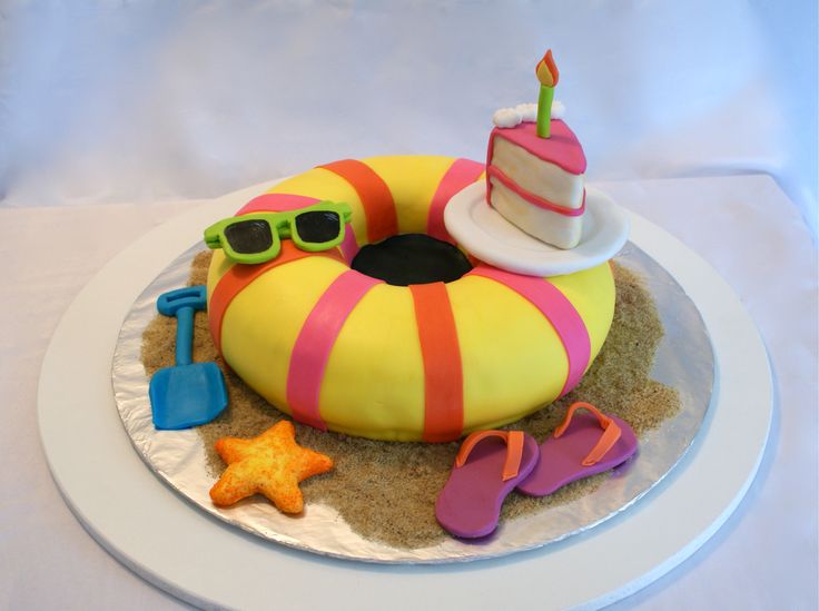 9 Photos of Summer Beach Cakes