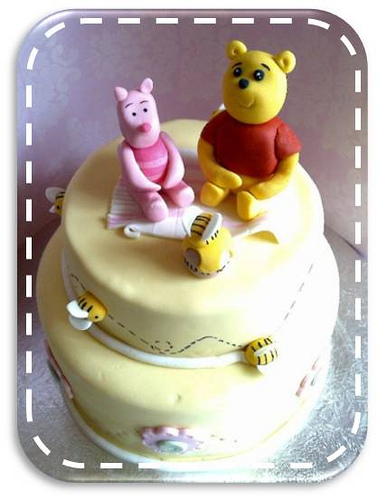 Winnie Pooh Baby Shower Cake