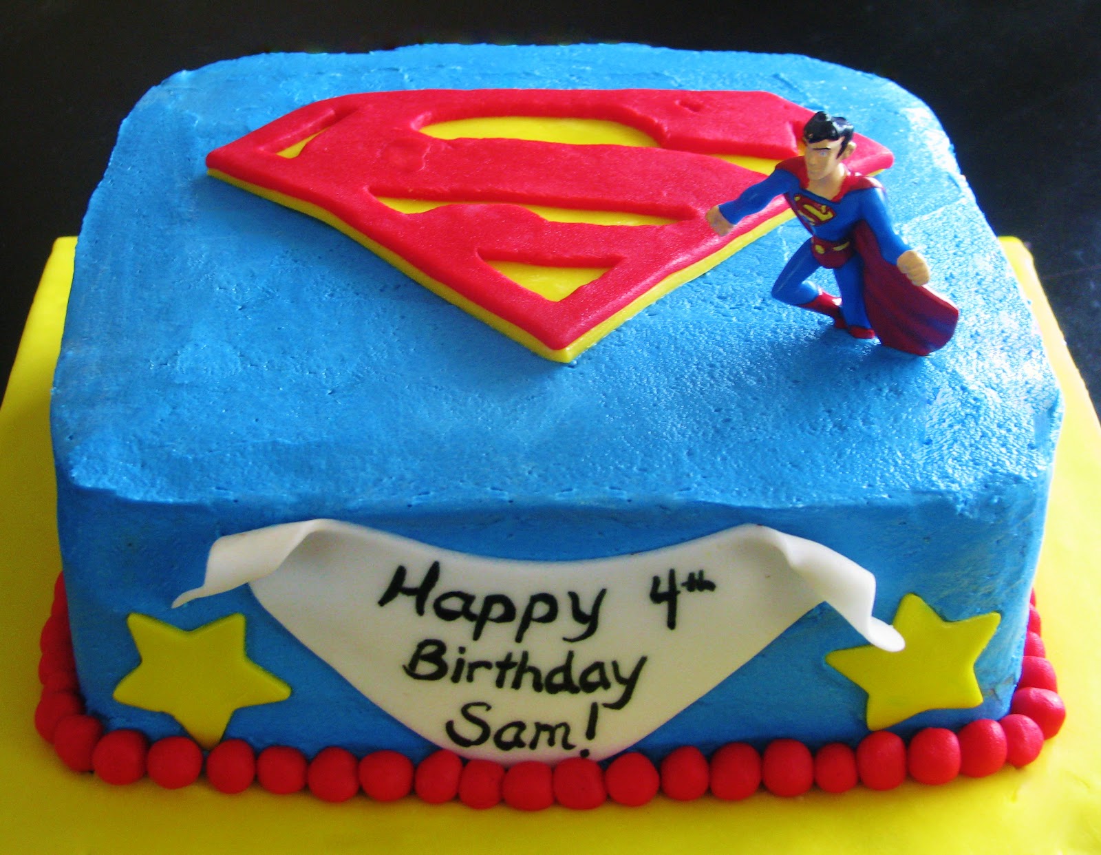 Batman and Superman Cake