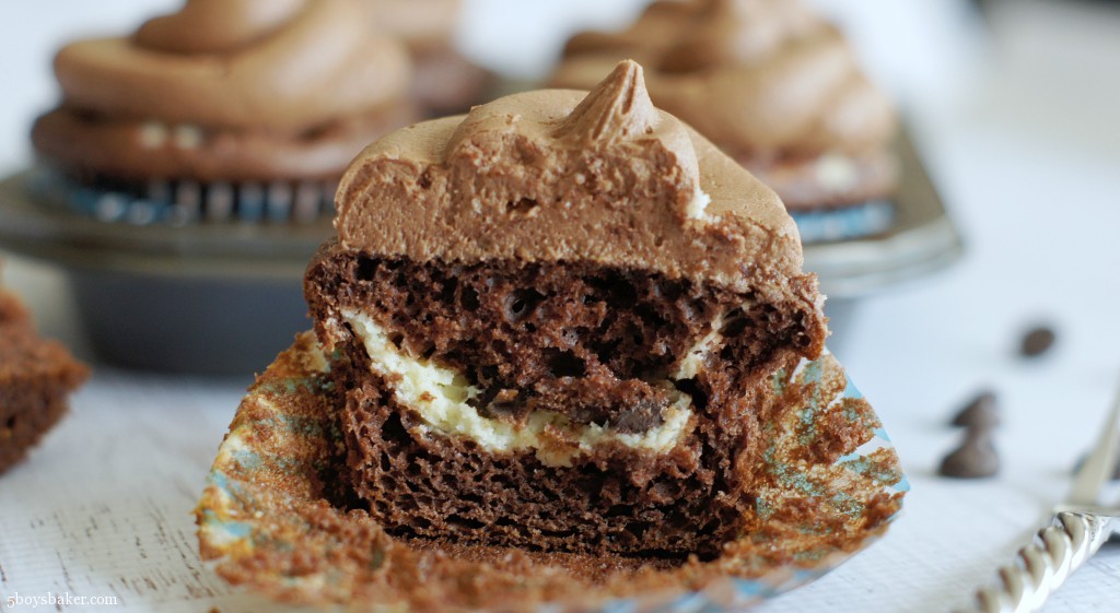 Chocolate Cupcakes with Cream Cheese Filling