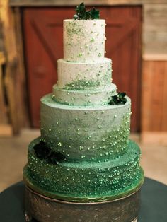 Emerald Green and Gold Wedding Cake