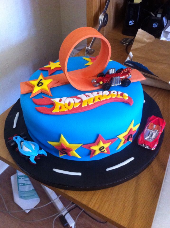 Hot Wheels Birthday Cake