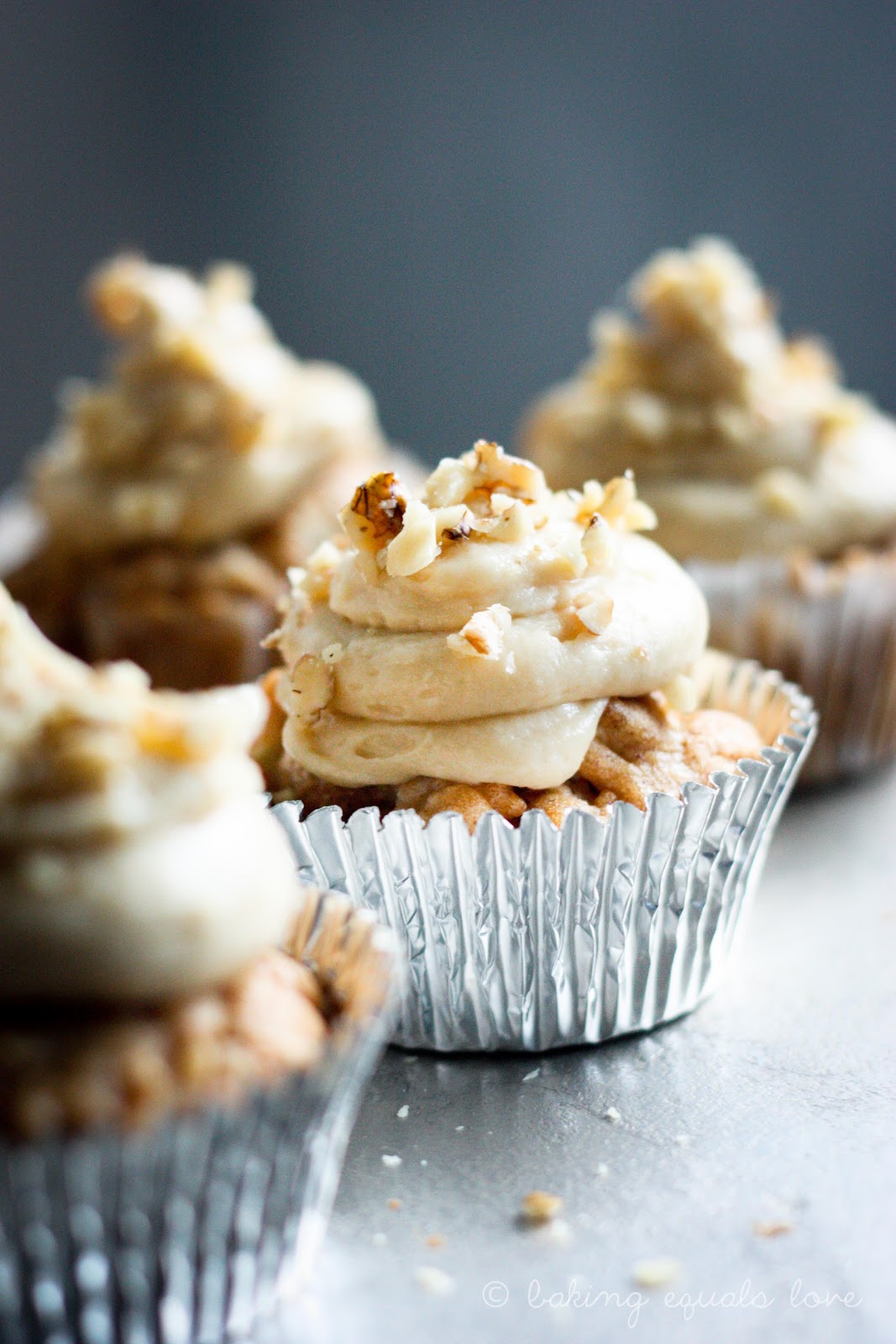 Images of Cupcakes with Maple Cream Cheese Frosting