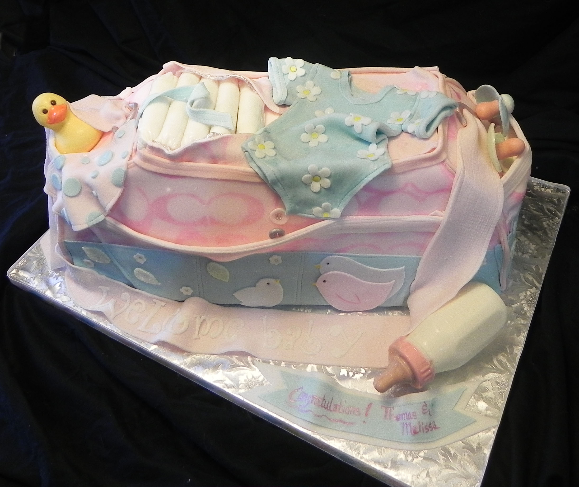 8 Photos of Disgusting Baby Shower Cakes