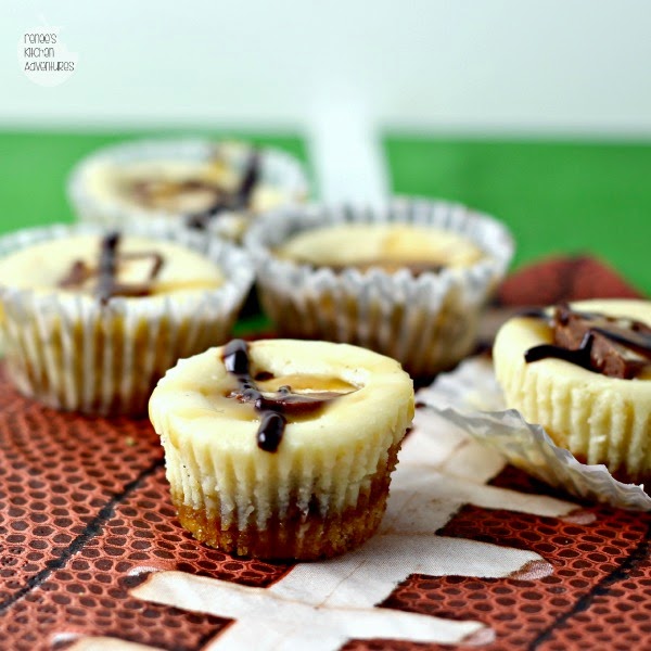 Mini SNICKERS® Cheesecake Bites