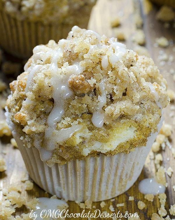 Muffins with Carrot Cake Cheesecake