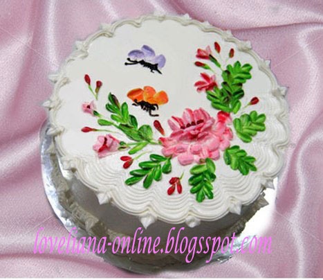 Painting On Cakes with Buttercream