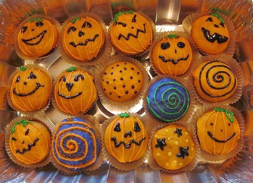 Pumpkin Cupcake Decorating Ideas