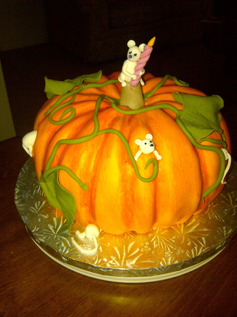 Pumpkin Decorated Cake