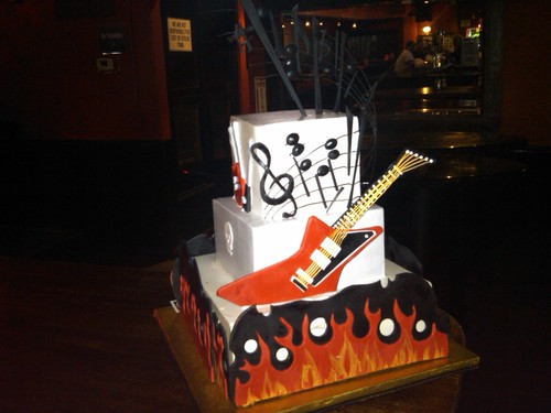 Rock and Roll Themed Wedding Cakes